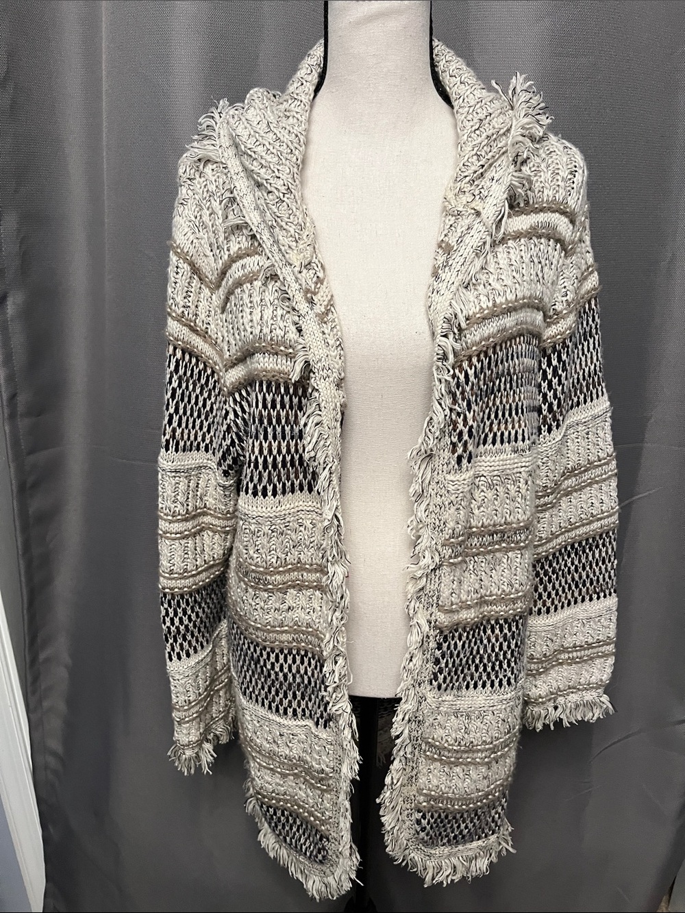 FYLO Cream, Black & Tan Textured Fringe Open Cardigan